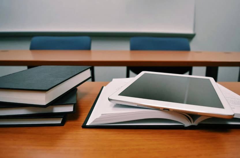 What Does Outsourcing a Thesis Mean?