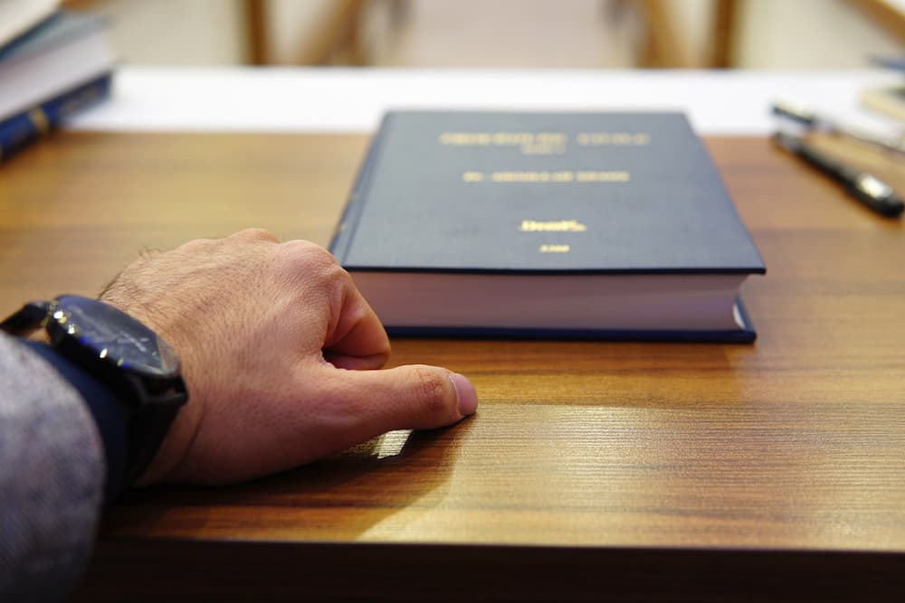 Tips on Hiring Best Real Estate Lawyer for SaaS company